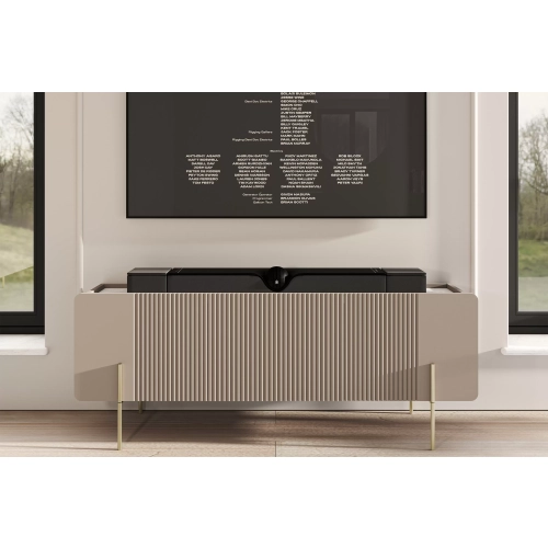 Szafka RTV Malmi 150 cm - kaszmir / crema bianca / złote nóżki